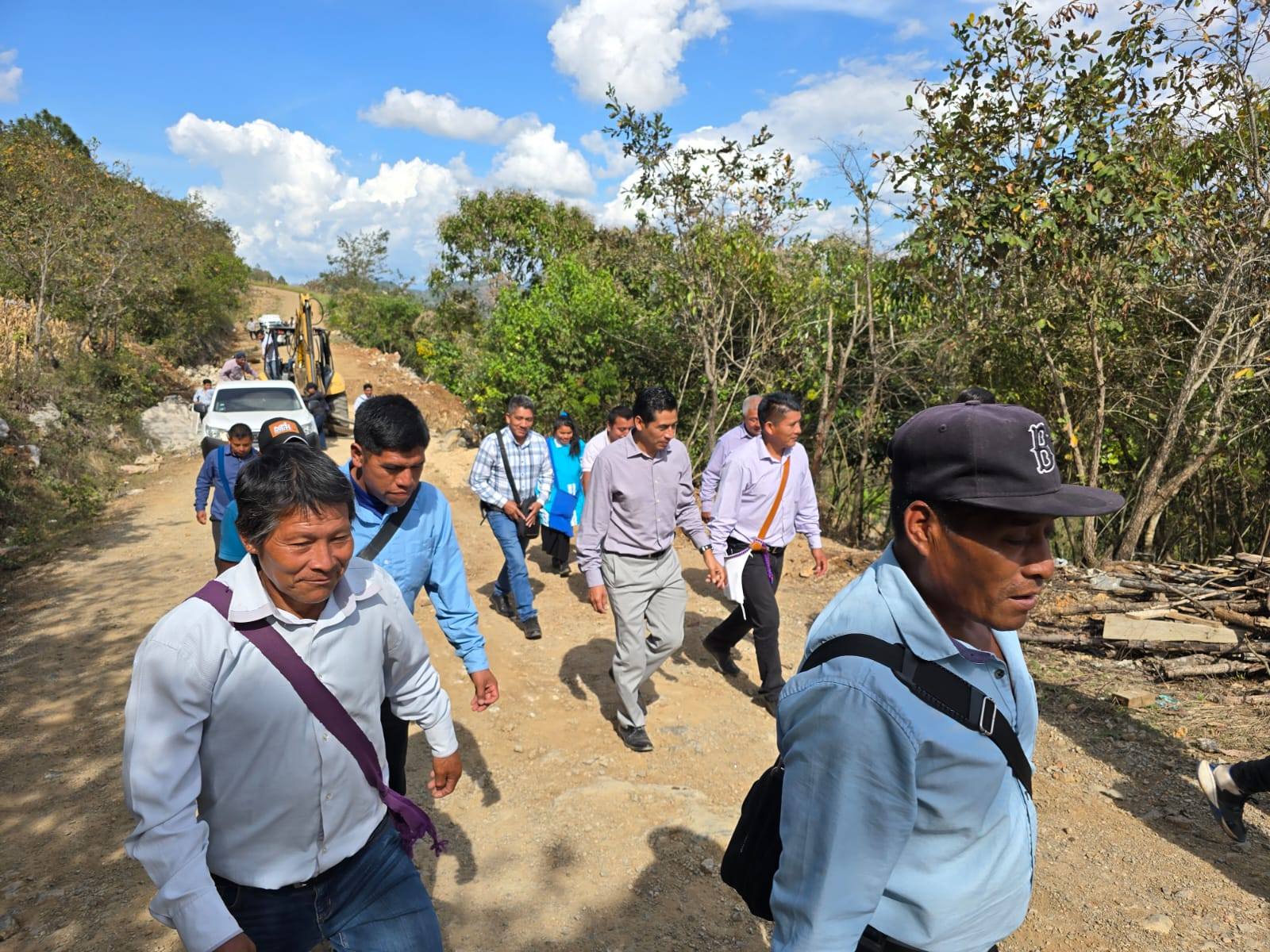 Apertura y habilitación del camino.